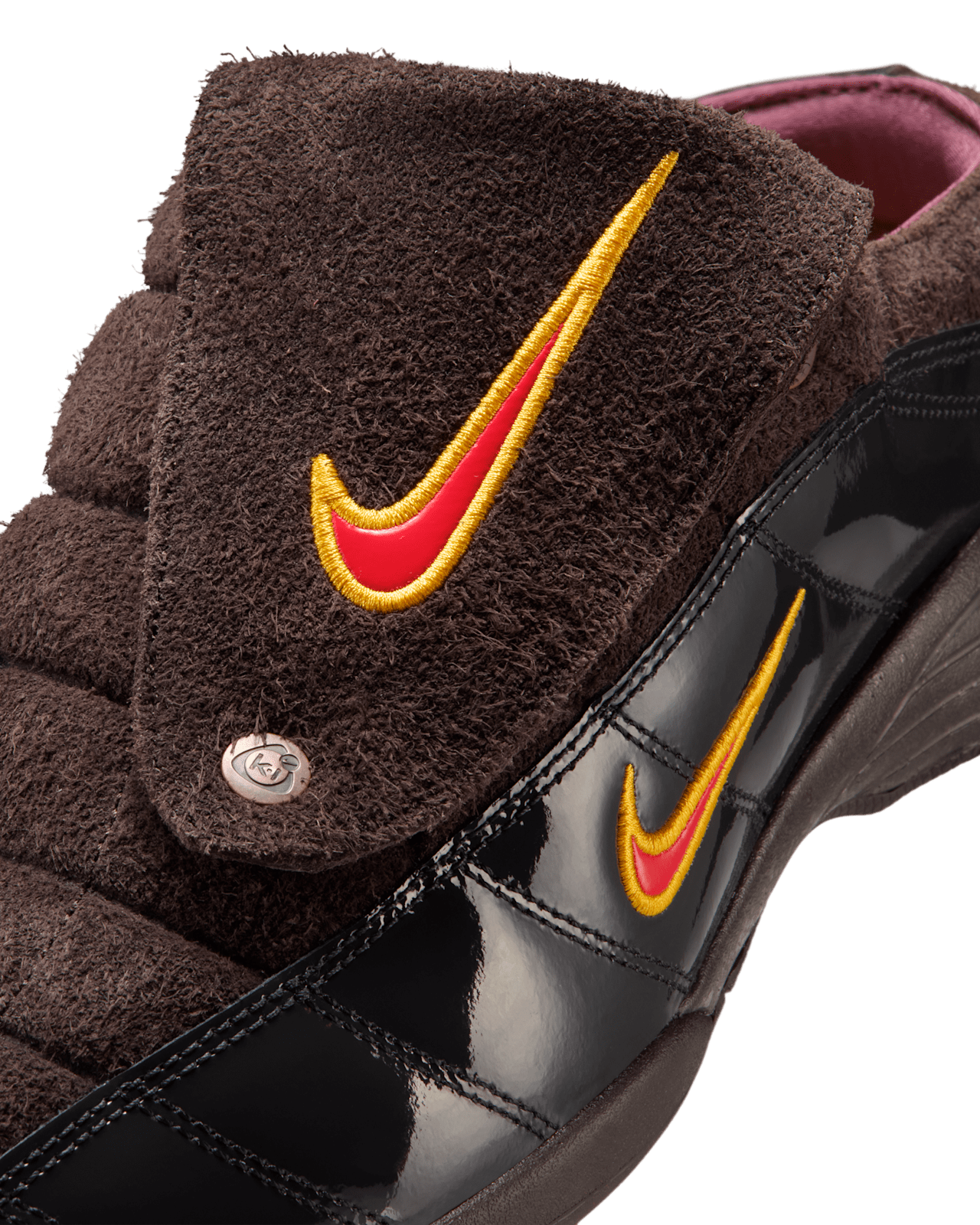 NIKE公式】Nike x Kids Of Immigrants 'KOI T90 Mule' (IH4422-201